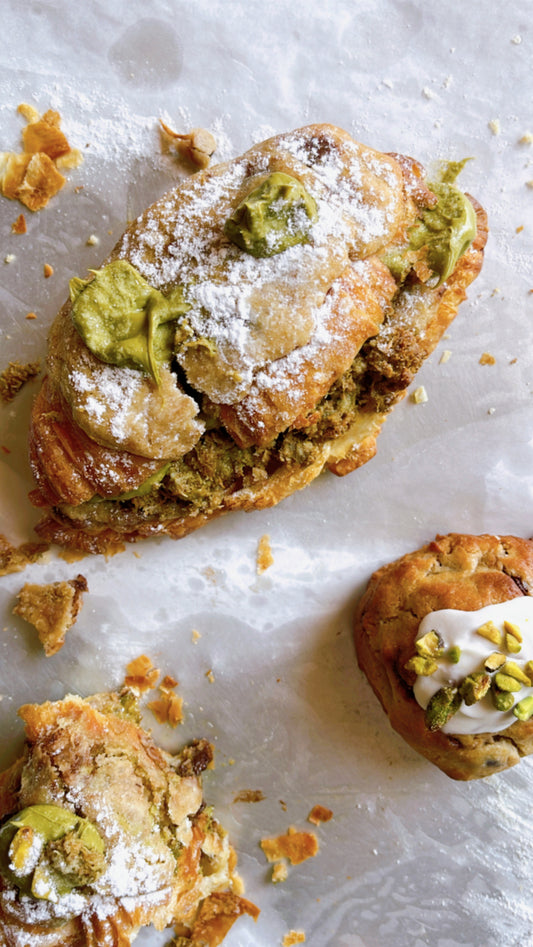 Viral Pistachio konafa Crookie